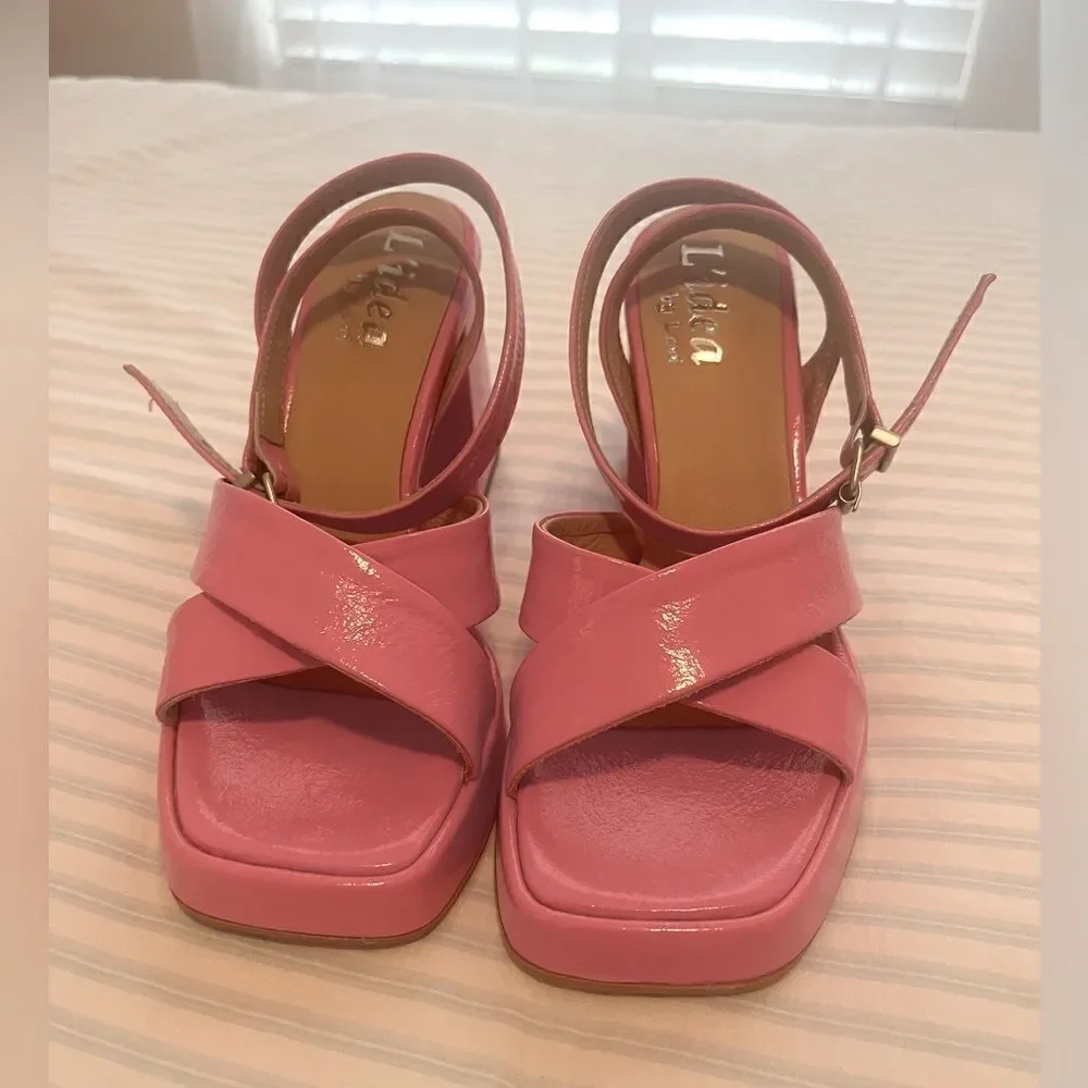 Women's Simple Platform Chunky Heel Sandal in Cosmic Pink! NWOT Size 36 (6)